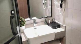 Shell Hotel Shandong Jinan Daming Lake - 9