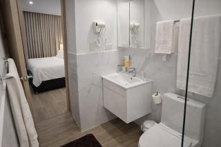 Luxe 2BR at The Beach w Private Artificial Beach - Punta Cana - 4