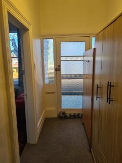 Warm and comfortable 2BR with SK and QB - 4