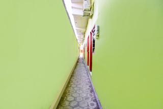 OYO Life 93061 Kost Vicky Syariah - 7