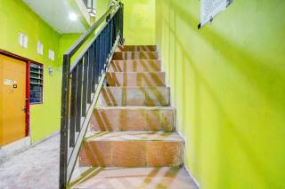 OYO Life 93061 Kost Vicky Syariah - 6