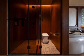 The King’s View Hotel-Chinese Courtyard Garden（The Lion Hill Branch）& (Western+Chinese) Breakfast,Afternoon Tea & Cocktail Bar,English Speaking Staff，Pick Up Service - 1