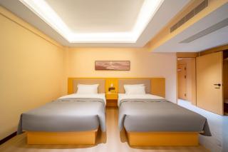 Phoenix Nest Theme Hotel - 7