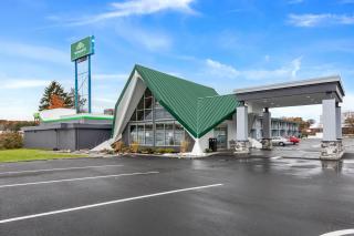 Wingate by Wyndham Geneva at SPIRE Academy - Geneva - 8