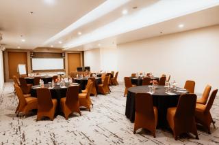 Ascent Premiere Hotel and Convention - 1