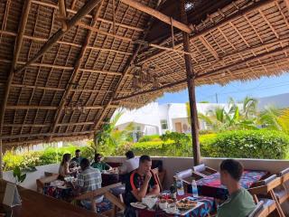 Kendwa Crystal Coast Hotel - 8