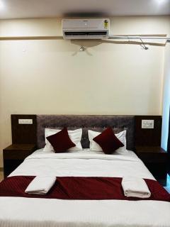 Surabhi Comforts Inn - 4