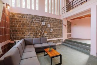 Rustic Farm Villa by StayJade Pool Garden BBQ - 2