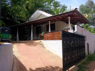 Methusha Holiday House - 0