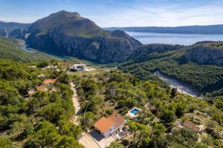 The Captain's House heated pool, sea views - 6