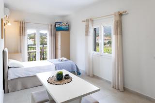 Ippocrates Hotel Apartments & Restaurant - 8