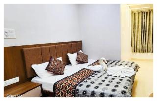 The Royal Retreat - 0