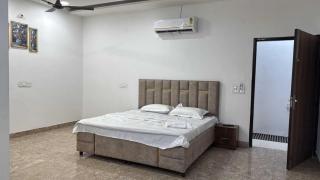 Hotel O Sua Road Crossway Ludhiana Formerly White Solitaire - 9