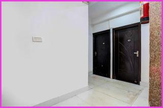 Hotel Paramshree Palace Near Ram Janam Bhoomi And Temple # Free Wifi And Parking Facilities, Ayodhya - 1