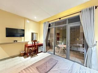 The Ray Hotel & Apartments - 6