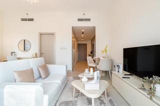 Charming Studio next 5 min walk to Formula 1, Golf Course, and Yas Water World - 2