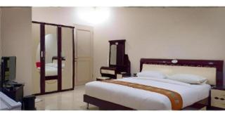 The Garden Hotel - 4