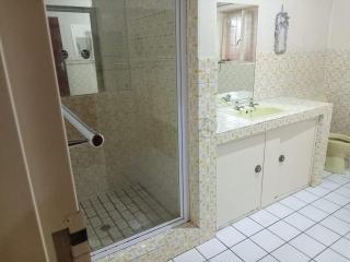 Urban Escape Day and Night Guest House - 6