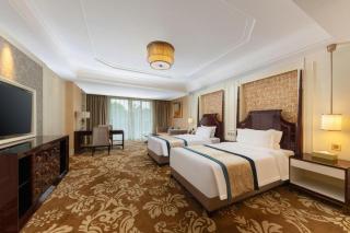 Lake Piedmont International Hotel - 2