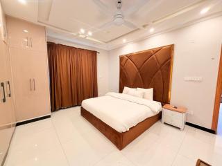 Green Cottage F-8 - 3