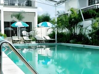 Tulip Boutique Hotel - 1