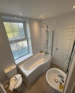 Arundel House - Whitby - 2