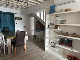 Les Micocouliers - Spacieuse maison,4chambres ,avec Jardin- Parking -Wifi - 9