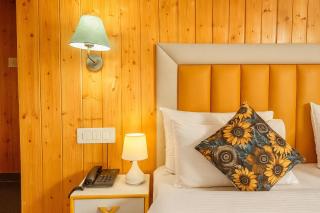 The Ganga Lodge - Affordable Luxury Stay Near Mall Road Manali - 2