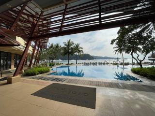 Beach condos at Pico de Loro Cove & possible Beach Club Access & Wi-Fi & Netflix, 42-50''TVs with Uratex beds & pillows, equipped kitchen, balcony, parking, guest registration fee is not included - 9