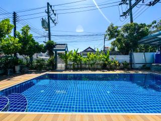 Soulful Stay Phuket l Phanason Park Ville 1 Near Kathu Waterfall - 6