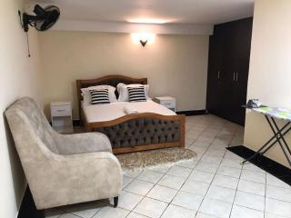 Roma Stays - Elegant 1bedroom Apartment near PrideInn Flamingo - 6