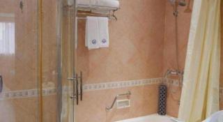 Guangzhou Navy Hua Hai Hotel - 4