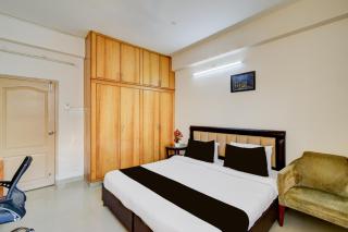 Collection O Hi-Tec City Center Metro Station Hyderabad Formerly Hotel Blue Dawn - 3