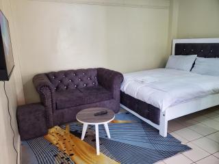 Elegant Studio - 9