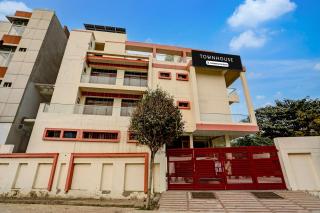 Townhouse Gomti Nagar Sector 1 Formerly The Gahmar Inn - 0