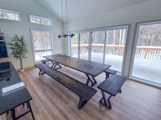 Spa Pool Table & Comfort - Chalet le Barista - 2