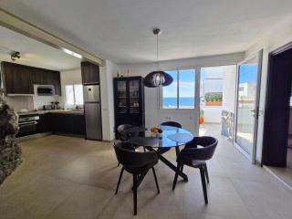 Unique house with cave by the sea with private terrace - 8