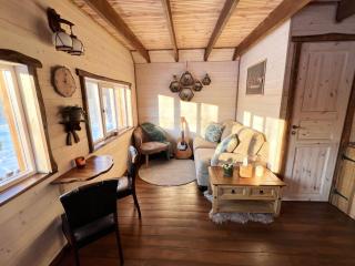 Hobu House - a Cozy, Private Cabin by the Forest near Haapsalu - 6