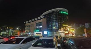 GreenTree Inn Suzhou Shengze Hotel - 1