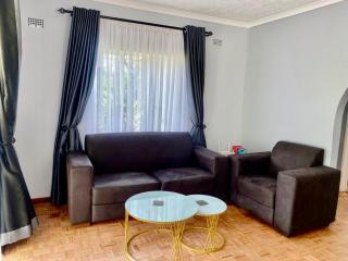 2 Bed apartment with pool in Philadelphia - 2357 - 3