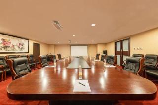 Kunming Long Way Hotel - 8