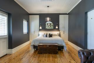 Merilli1885 - Luxury Tranquil Adult Escape - 5