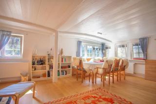 Schwarzwaldhütte am Bach mit Sauna - 3