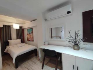 L1 Twin Bed Staycation in Bonifacio Global City - 1