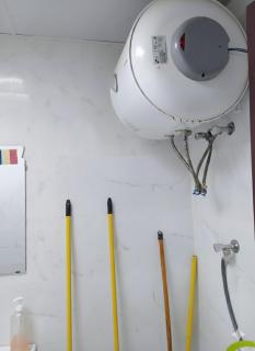 استوديو كبير جداً مع مدخل مستقل بالكامل مفروش وجاهز للسكن فوراً موقع مميز في منطقة الوحدة مول هدوء راحة وصول سريع لكل الخدمات مناسب فرد أو زوجين - Abu Dhabi - 5