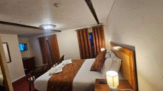 The Rose And Crown Hotel - Wisbech - 2