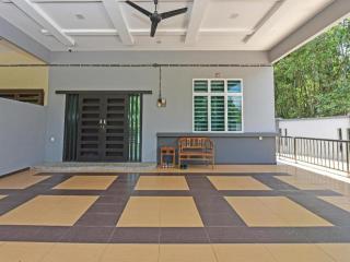 OYO Home 90584 Dz Homestay Bukit Setongkol - 5