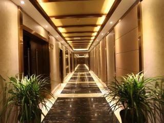 Dujiangyan Liwan Holiday Hotel - 8