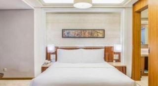 YUN-RAY Ambassador Hotel - 8