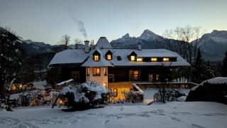 Die Watzmannsuite - Familienfreundliche Ferienwohnung in historischer Villa mit Kamin, Infrarotsauna, Balkon, Garten, nur 10 Gehminuten ins Zentrum von Berchtesgaden - 9